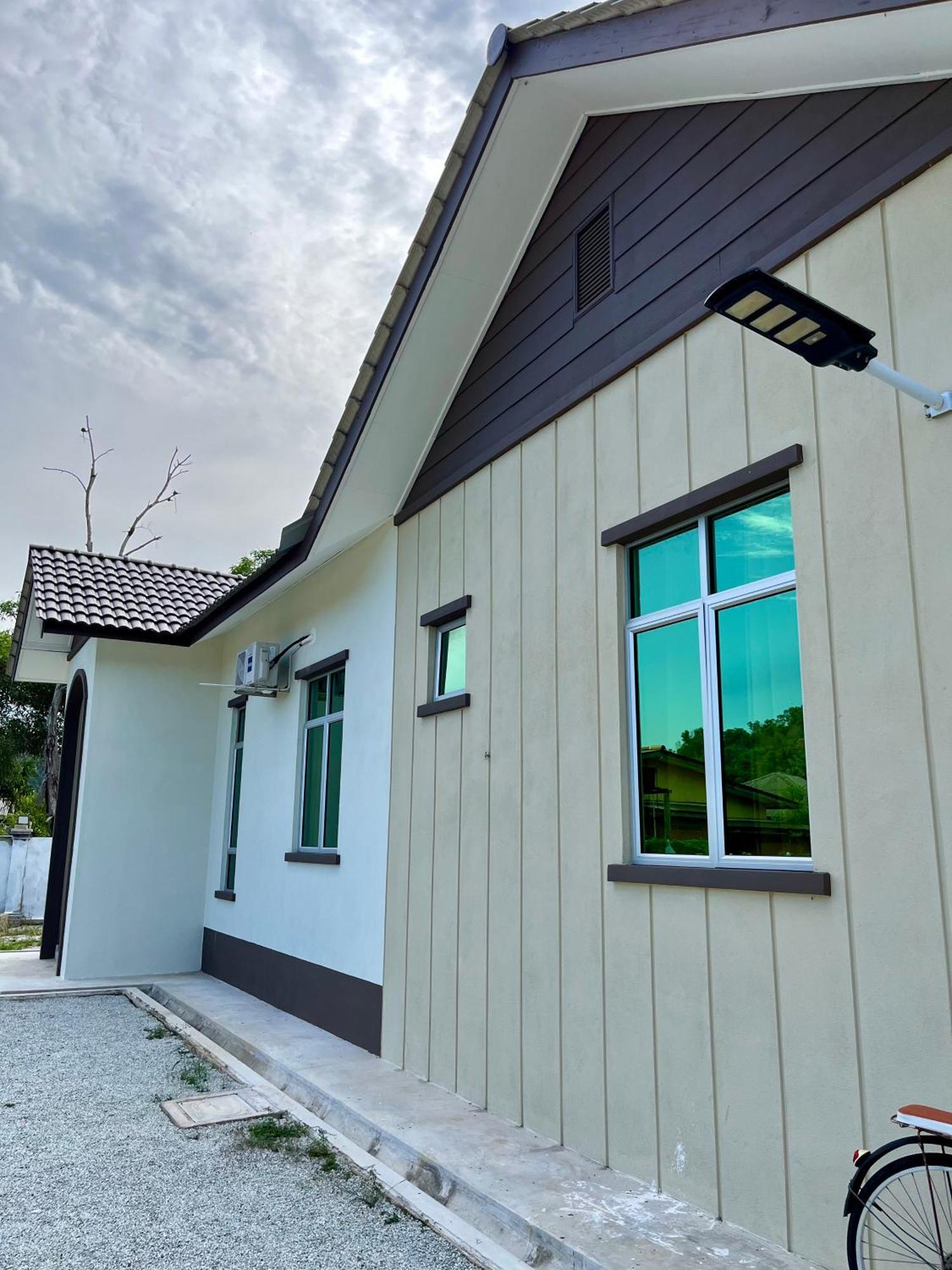 The Broms Villa Kuala Terengganu Exterior foto